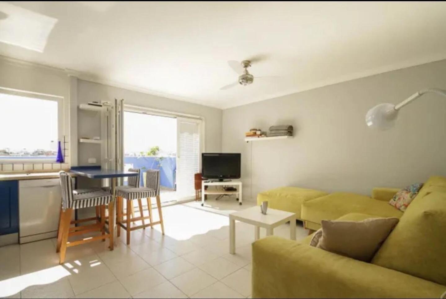 Beachfront Canteras La Puntilla Area Apartamento